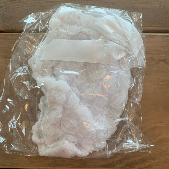 New in Package Ruffle Bloomer & Headband - Picture 3 of 4